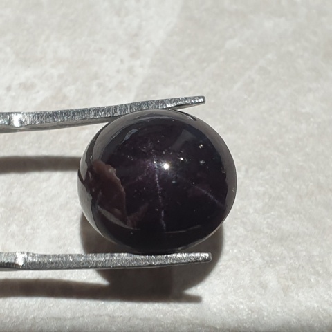 Star garnet cabochon 14x12 mm no 285