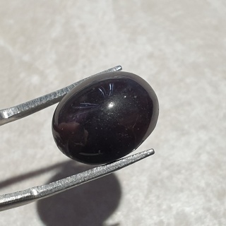 Granat gwiaździsty kaboszon 15x11 mm nr 167