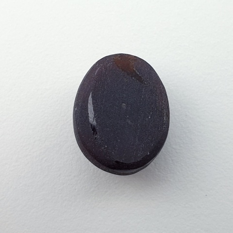 Granat gwiaździsty kaboszon 15x12 mm nr 132