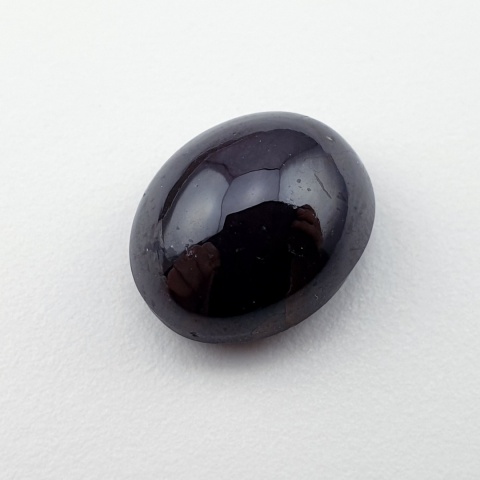 Star garnet cabochon 15x12 mm no 133