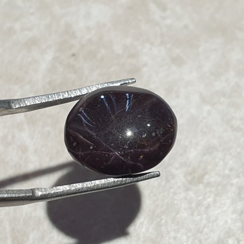 Granat gwiaździsty kaboszon 15x12 mm nr 160