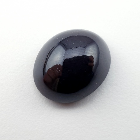 Granat gwiaździsty kaboszon 15x12 mm nr 161