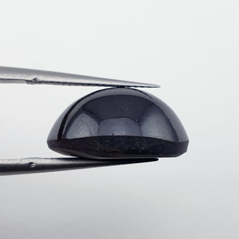 Granat gwiaździsty kaboszon 15x12 mm nr 161