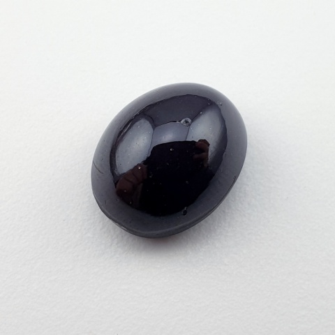 Star garnet cabochon 15x12 mm no 168