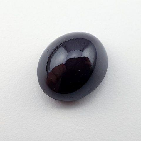 Granat gwiaździsty kaboszon 15x12 mm nr 170