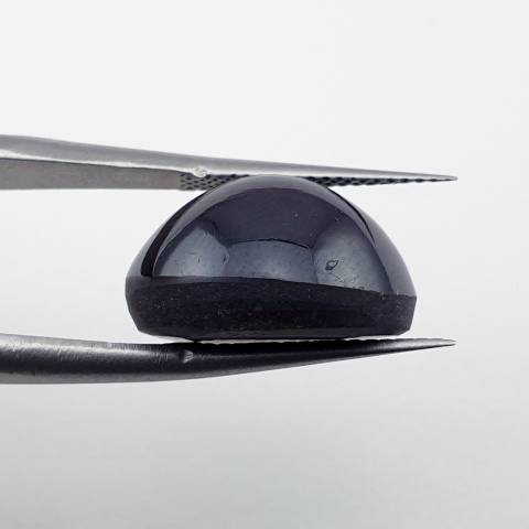 Granat gwiaździsty kaboszon 15x12 mm nr 170