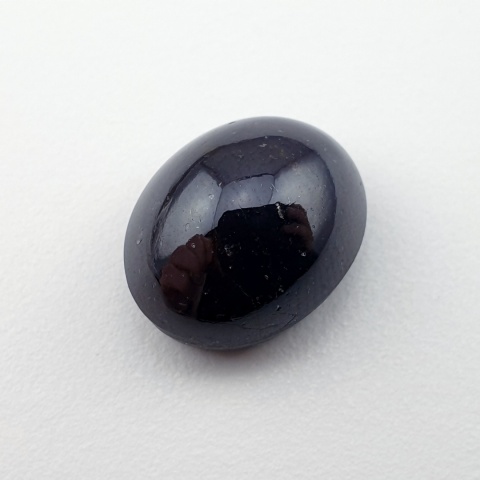 Star garnet cabochon 15x12 mm no 172
