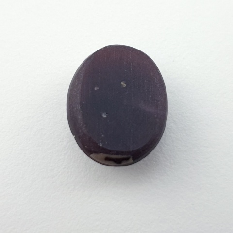 Granat gwiaździsty kaboszon 15x12 mm nr 177