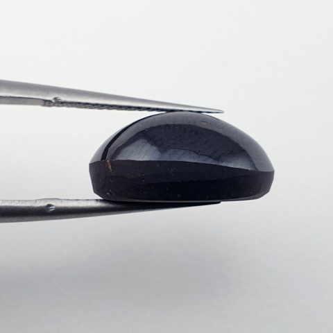 Granat gwiaździsty kaboszon 15x12 mm nr 251