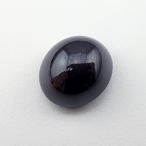 Granat gwiaździsty kaboszon 15x13 mm nr 198