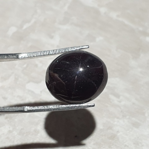 Star garnet cabochon 15x13 mm no 201