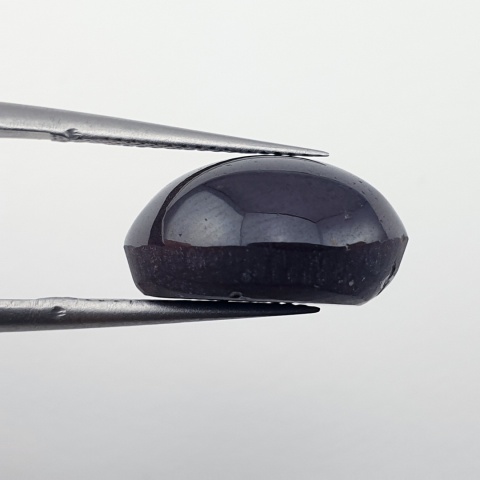 Star garnet cabochon 15x13 mm no 201