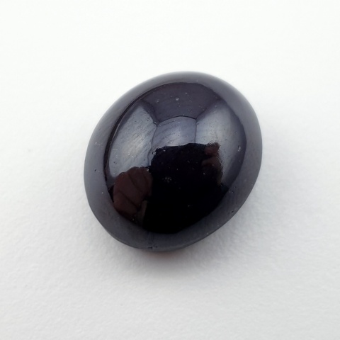 Granat gwiaździsty kaboszon 15x13 mm nr 216