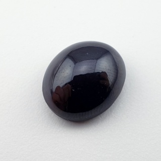 Granat gwiaździsty kaboszon 15x13 mm nr 274