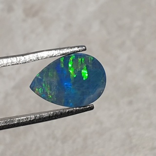 Opal australijski doublet 10x7 mm nr 112