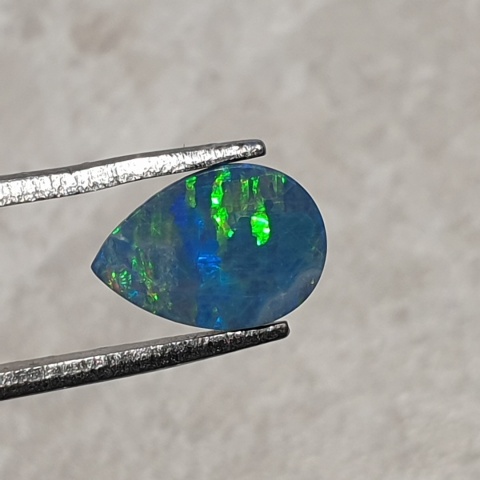 Opal australijski doublet 10x7 mm nr 112