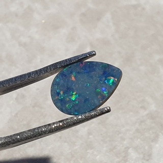 Opal australijski doublet 10x7 mm nr 113