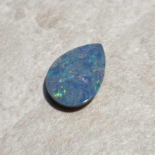 Opal australijski doublet 10x7 mm nr 114