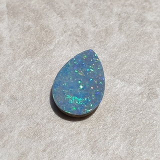 Opal australijski doublet 10x7 mm nr 115