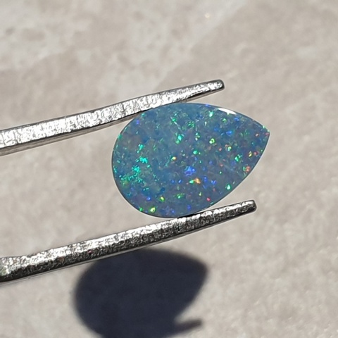 Opal australijski doublet 10x7 mm nr 115