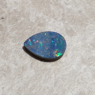Opal australijski doublet 10x7 mm nr 116
