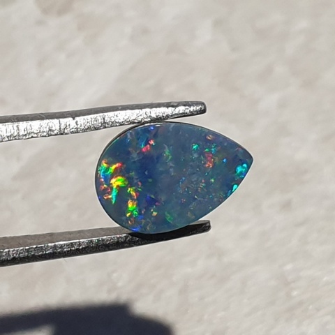 Opal australijski doublet 10x7 mm nr 116