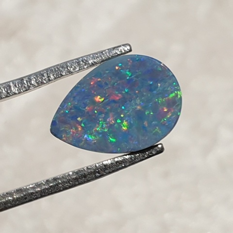 Opal australijski doublet 10x7 mm nr 118