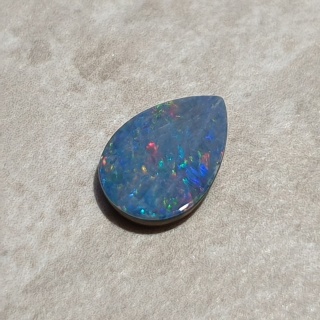 Opal australijski doublet 10x7 mm nr 121