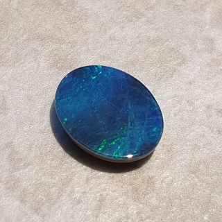 Opal australijski doublet 10x7 mm nr 96