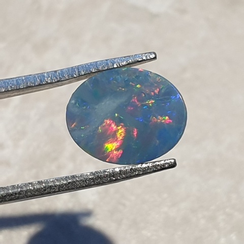 Opal australijski doublet 10x8 mm nr 95