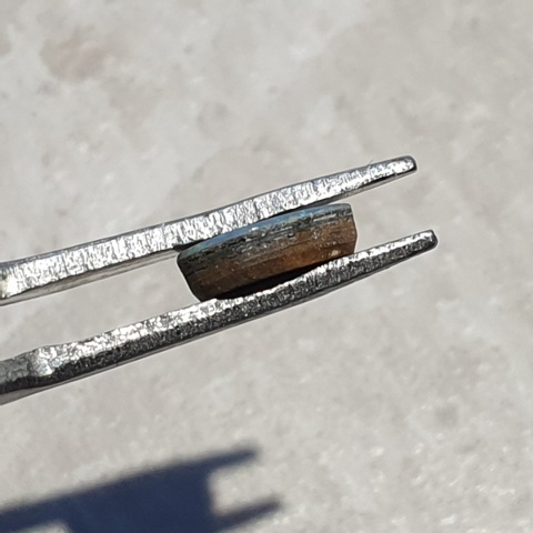 Opal australijski doublet 7x5 mm nr 104