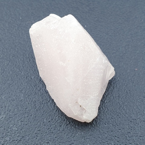Rose Quartz Nugget with Hole 30x19 mm no 140
