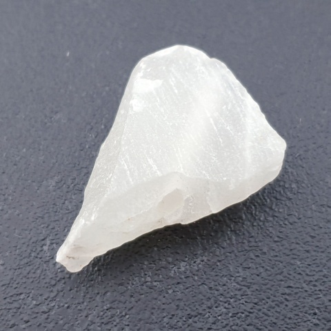 Rose Quartz Nugget with Hole 31x22 mm no 132