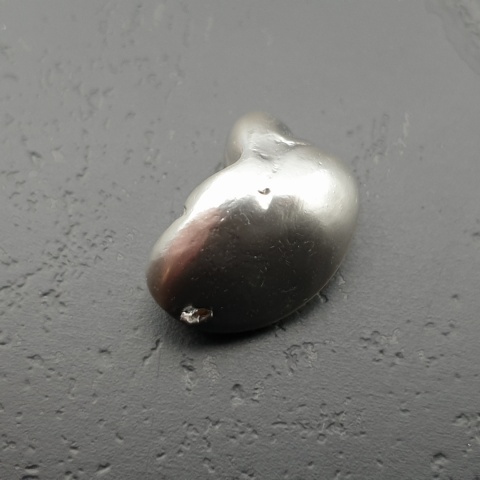 Seashell bryłka z dziurką 14x11 mm nr 252