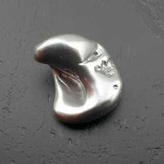 Seashell bryłka z dziurką 16x13 mm nr 244