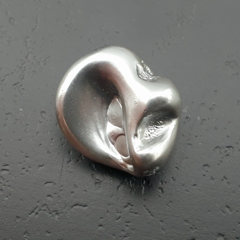 Seashell bryłka z dziurką 16x13 mm nr 269