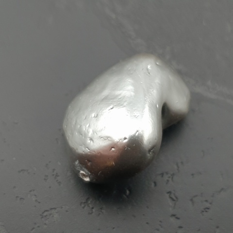 Seashell Nugget with Hole 16x13 mm no 280