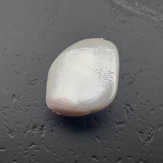 Seashell bryłka z dziurką 16x14 mm nr 104