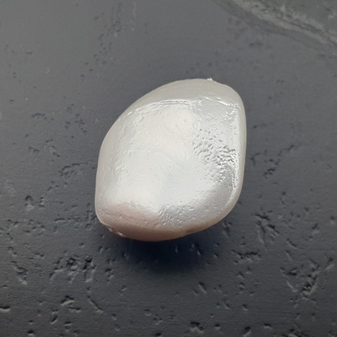 Seashell Nugget with Hole 16x14 mm no 104