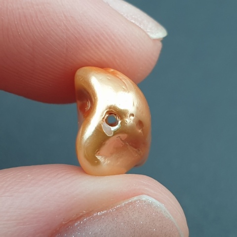Seashell bryłka z dziurką 17x11 mm nr 179