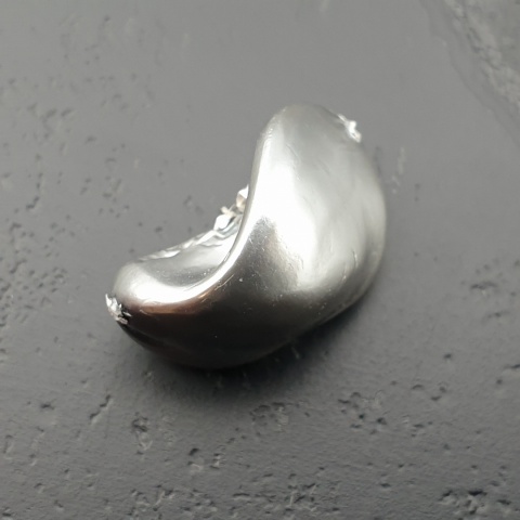 Seashell Nugget with Hole 17x12 mm no 264