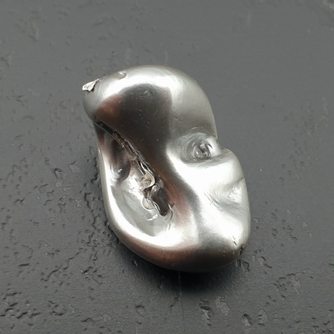 Seashell Nugget with Hole 17x12 mm no 264