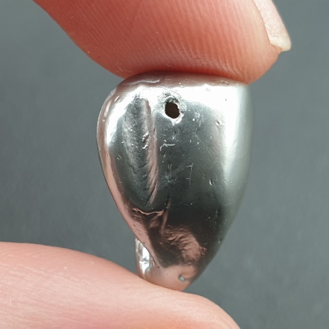 Seashell bryłka z dziurką 17x14 mm nr 236