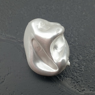 Seashell bryłka z dziurką 17x14 mm nr 60