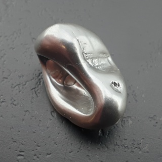 Seashell bryłka z dziurką 18x12 mm nr 270