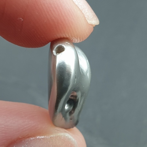 Seashell bryłka z dziurką 18x13 mm nr 263