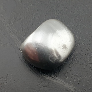 Seashell bryłka z dziurką 18x15 mm nr 209