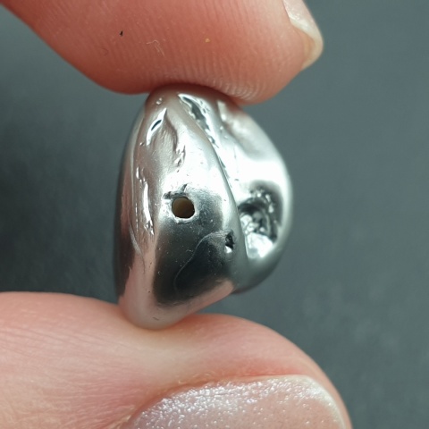 Seashell Nugget with Hole 18x15 mm no 216