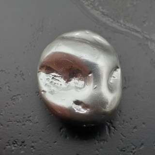 Seashell bryłka z dziurką 18x15 mm nr 233