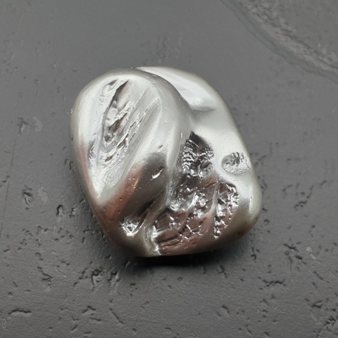 Seashell Nugget with Hole 18x15 mm no 257